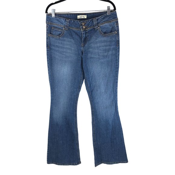 l.e.i. Ashley Trouble Womens Jeans Flare Flap Pockets Medium Wash Stretch 13 - Picture 1 of 5